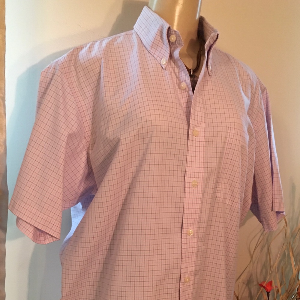 Short sleeve button down basic - Picture 3 of 8